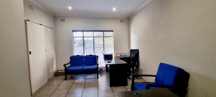 To Let commercial Property for Rent in Schoemansville North West